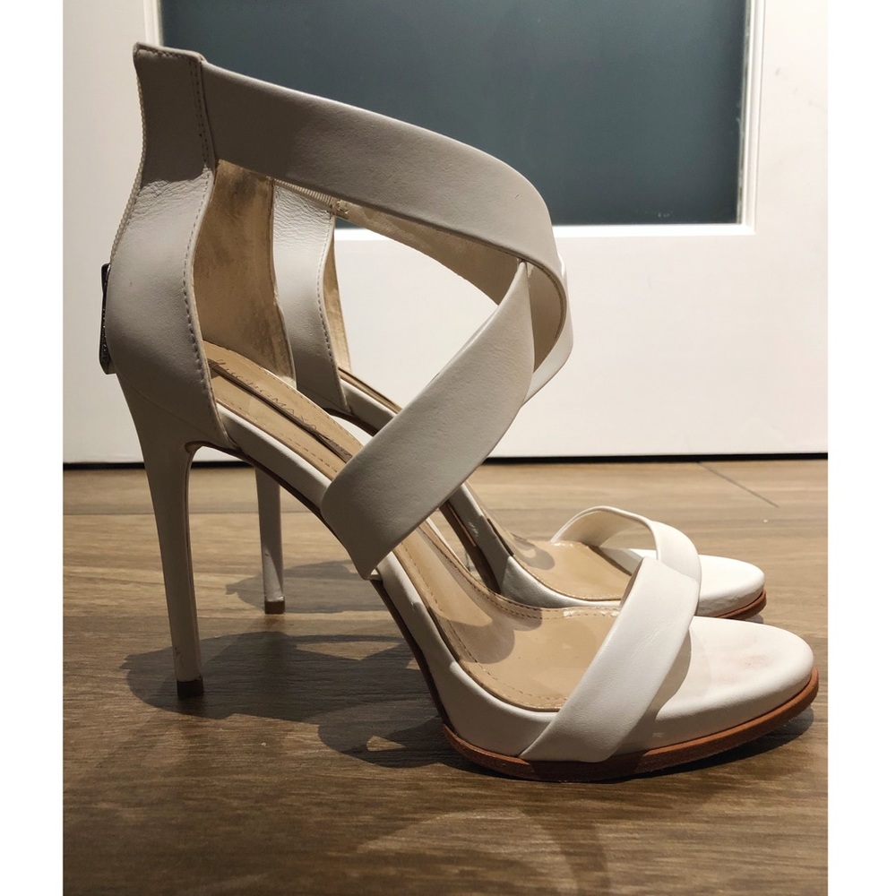 BCBGMAXAZRIA Elyse Criss Cross Heels - Size 9 - Picture 6 of 8